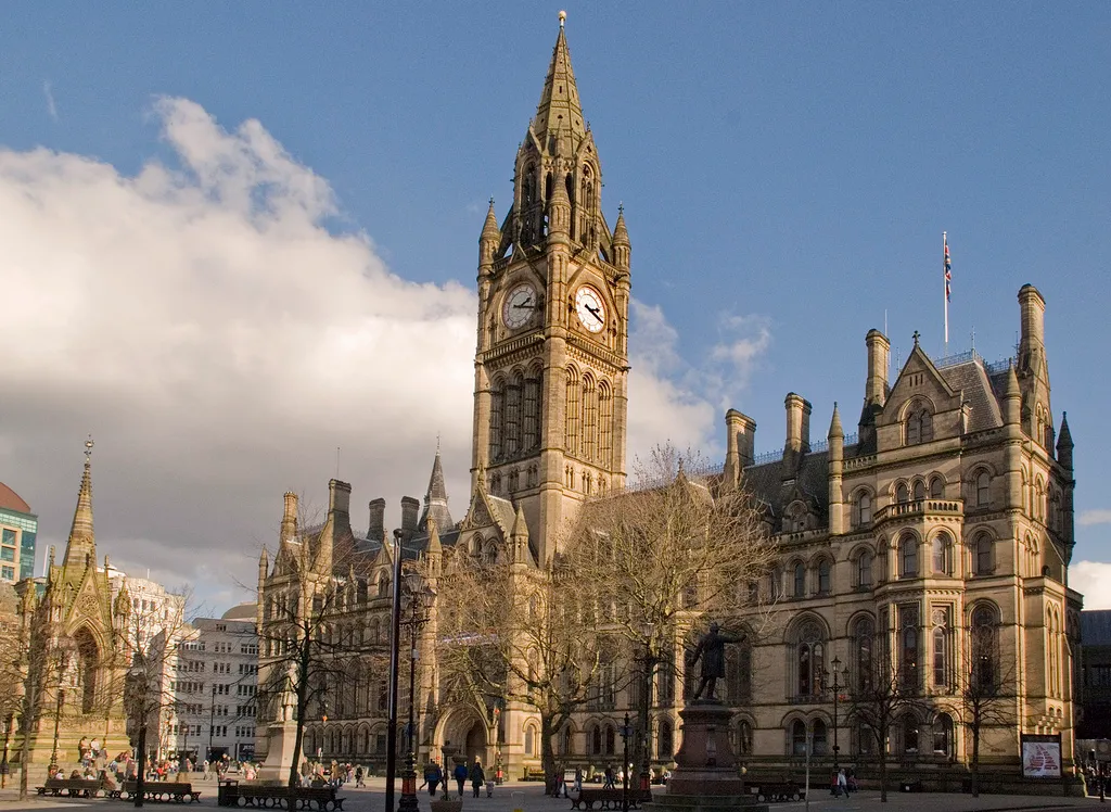 799px-manchester_town_hall1